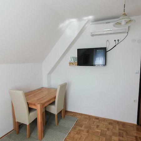 House Milan Hotel Rastovaca Ngoại thất bức ảnh