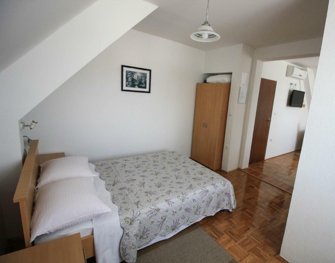 House Milan Hotel Rastovaca Ngoại thất bức ảnh