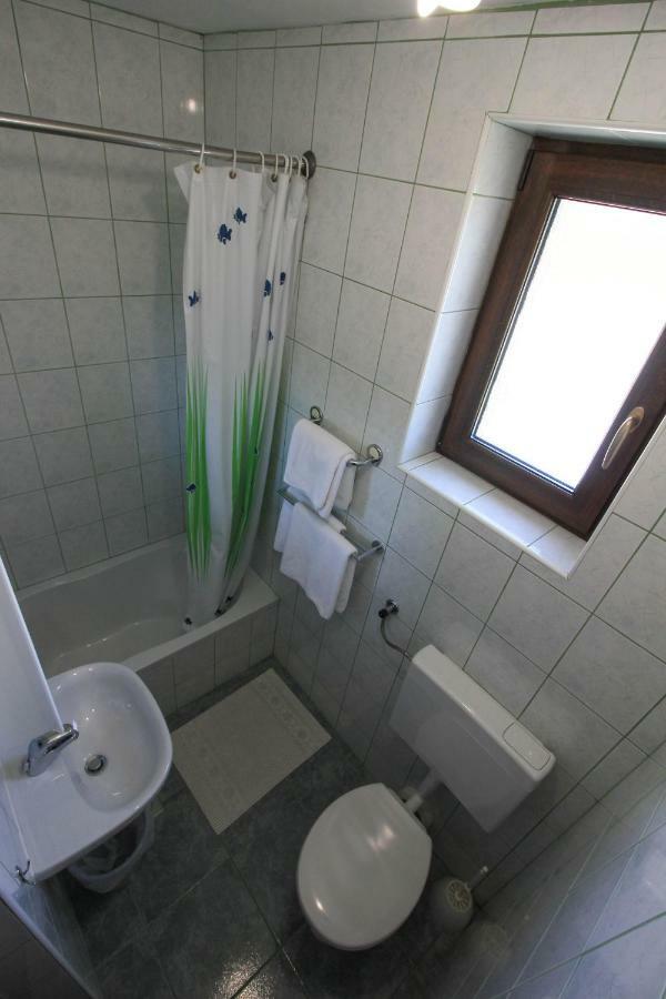 House Milan Hotel Rastovaca Ngoại thất bức ảnh